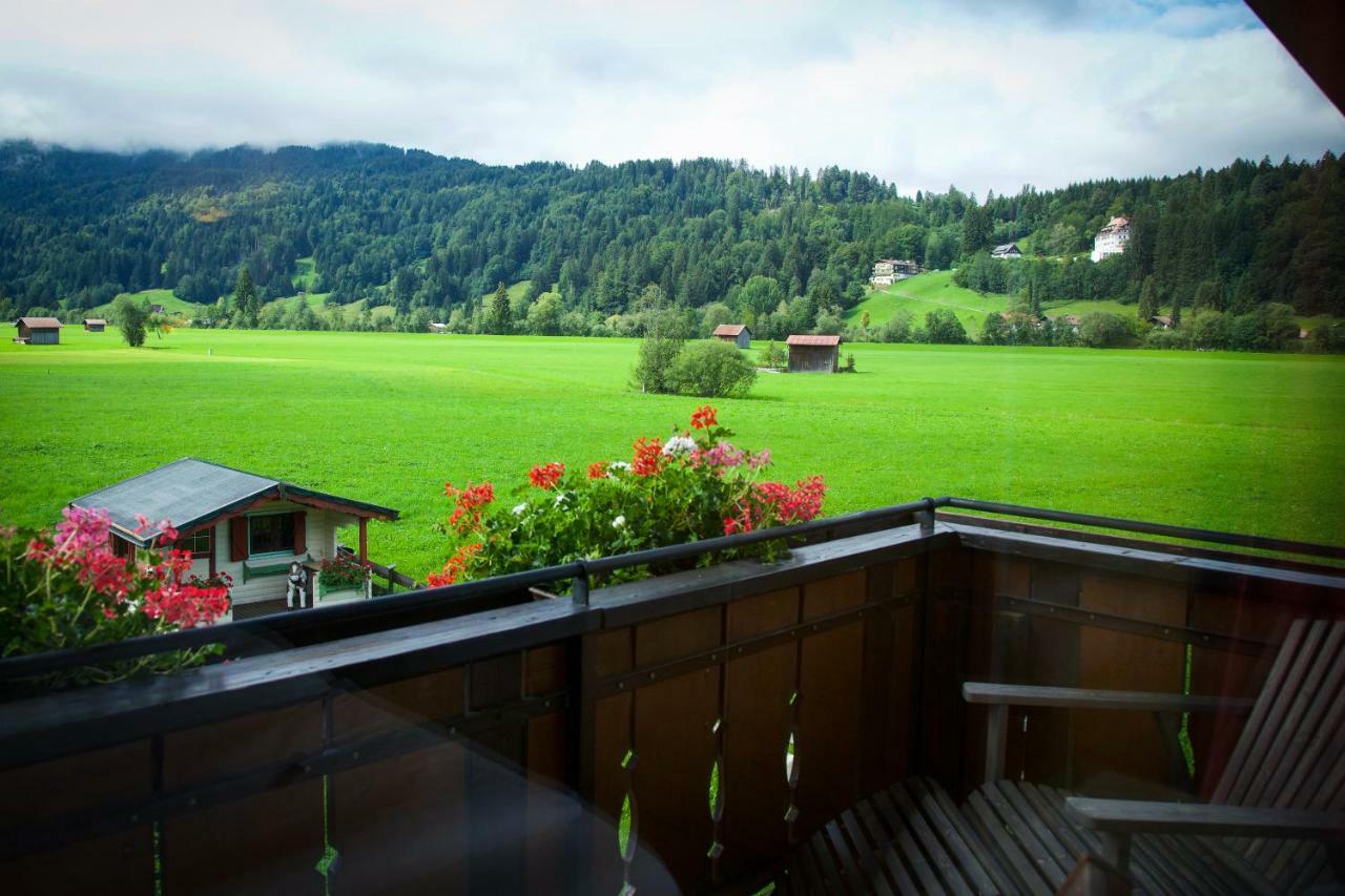 Gaestehaus Weller Oberstdorf Buitenkant foto